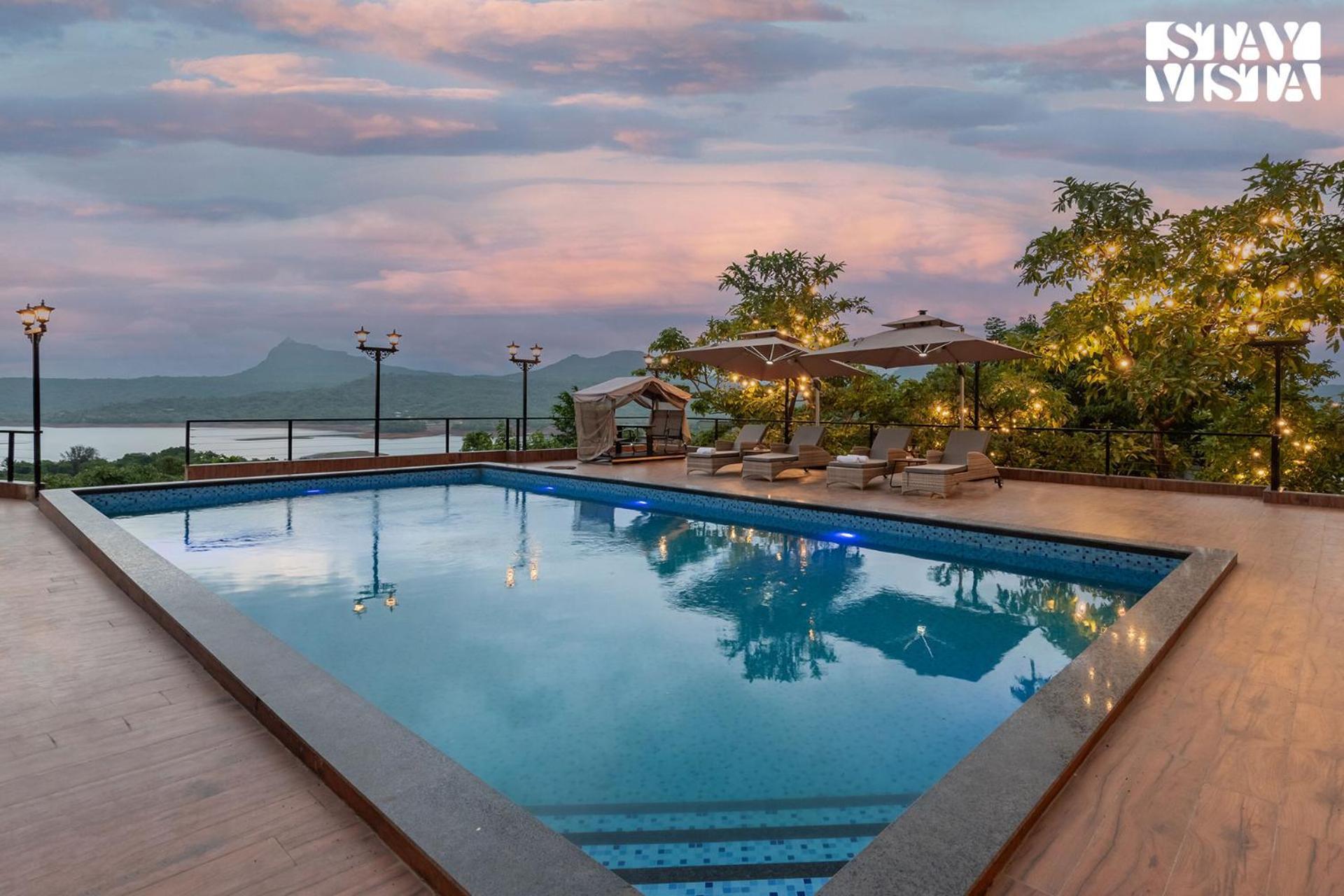 Stayvista At La Nirvana With Pool, Music Speaker & Indoor-Outdoor Game لونافالا المظهر الخارجي الصورة