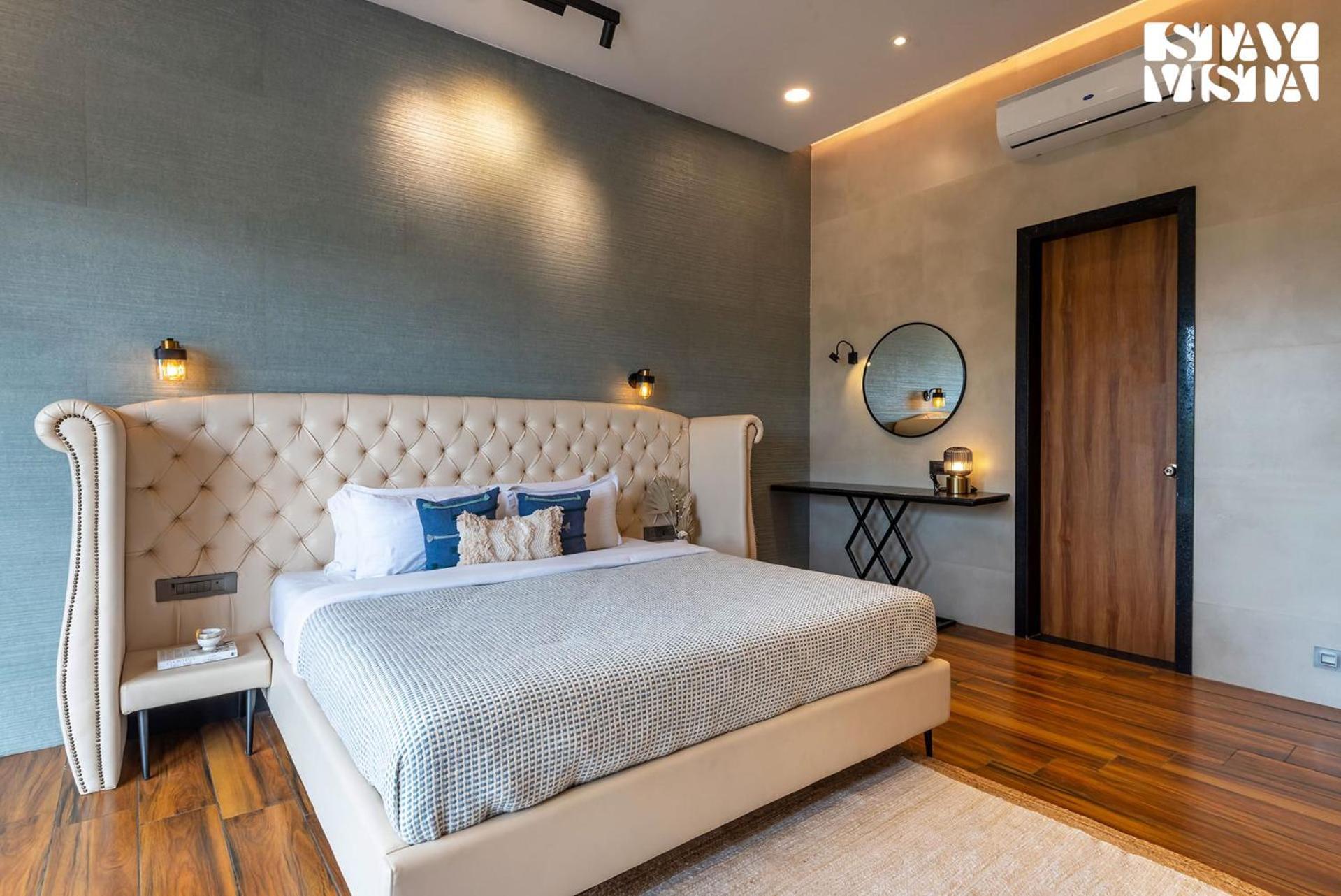 Stayvista At La Nirvana With Pool, Music Speaker & Indoor-Outdoor Game لونافالا المظهر الخارجي الصورة
